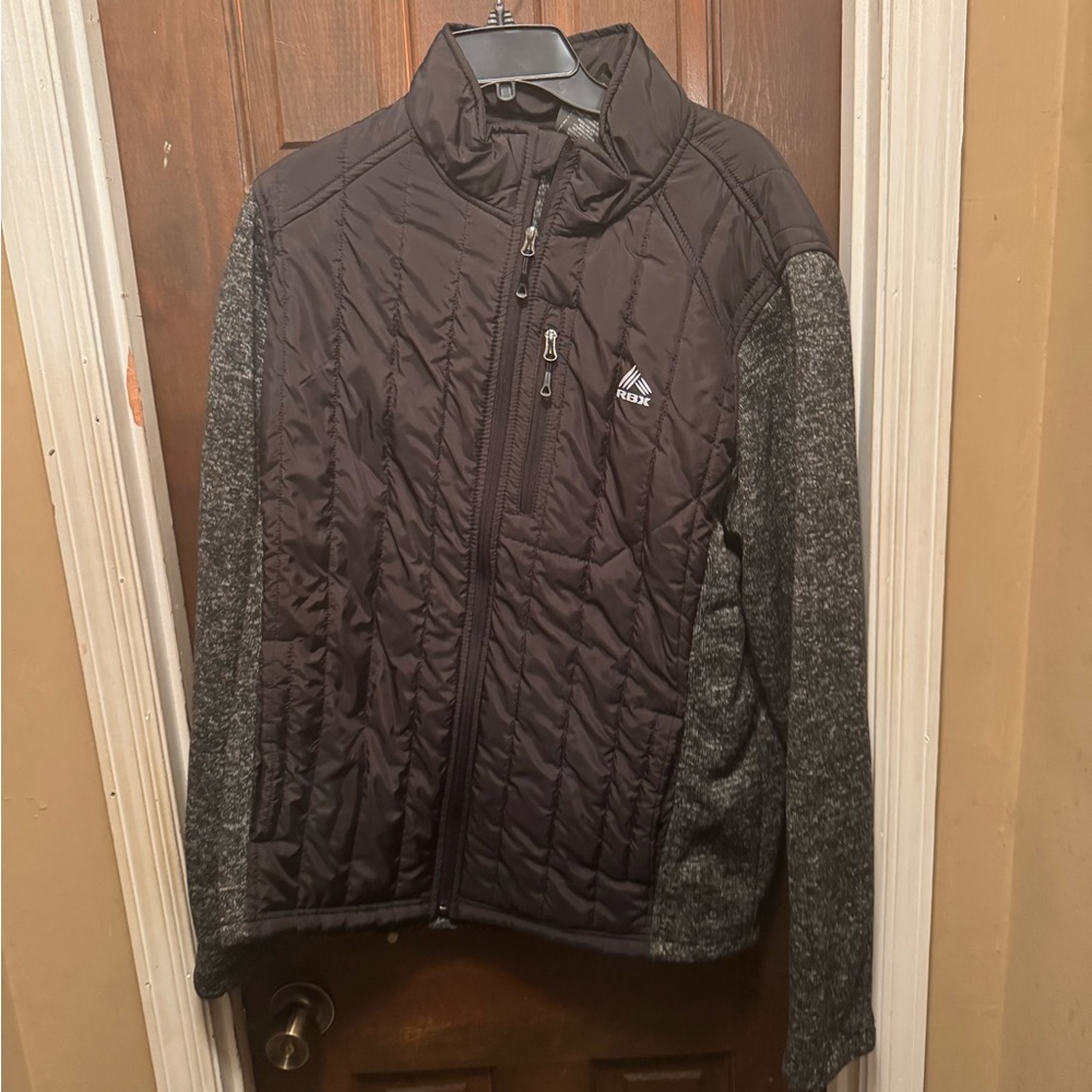 Women’s XL Reebok Quilted Hybrid Jacket in Black and Gray